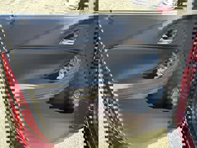 Used 2024 Buick Encore GX Sport Touring w/ Comfort Package image 15