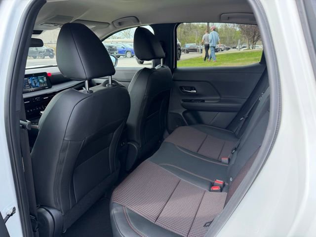 New 2026 Nissan Kicks SR AWD/4WD image 19