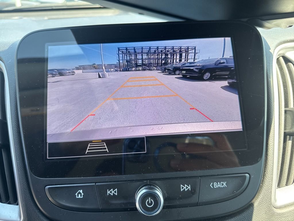 Used 2025 Chevrolet Malibu LT FWD image 10