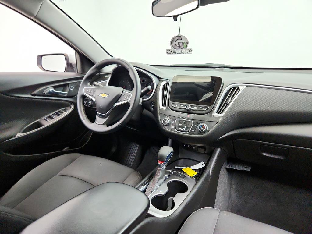 Used 2024 Chevrolet Malibu RS FWD image 25