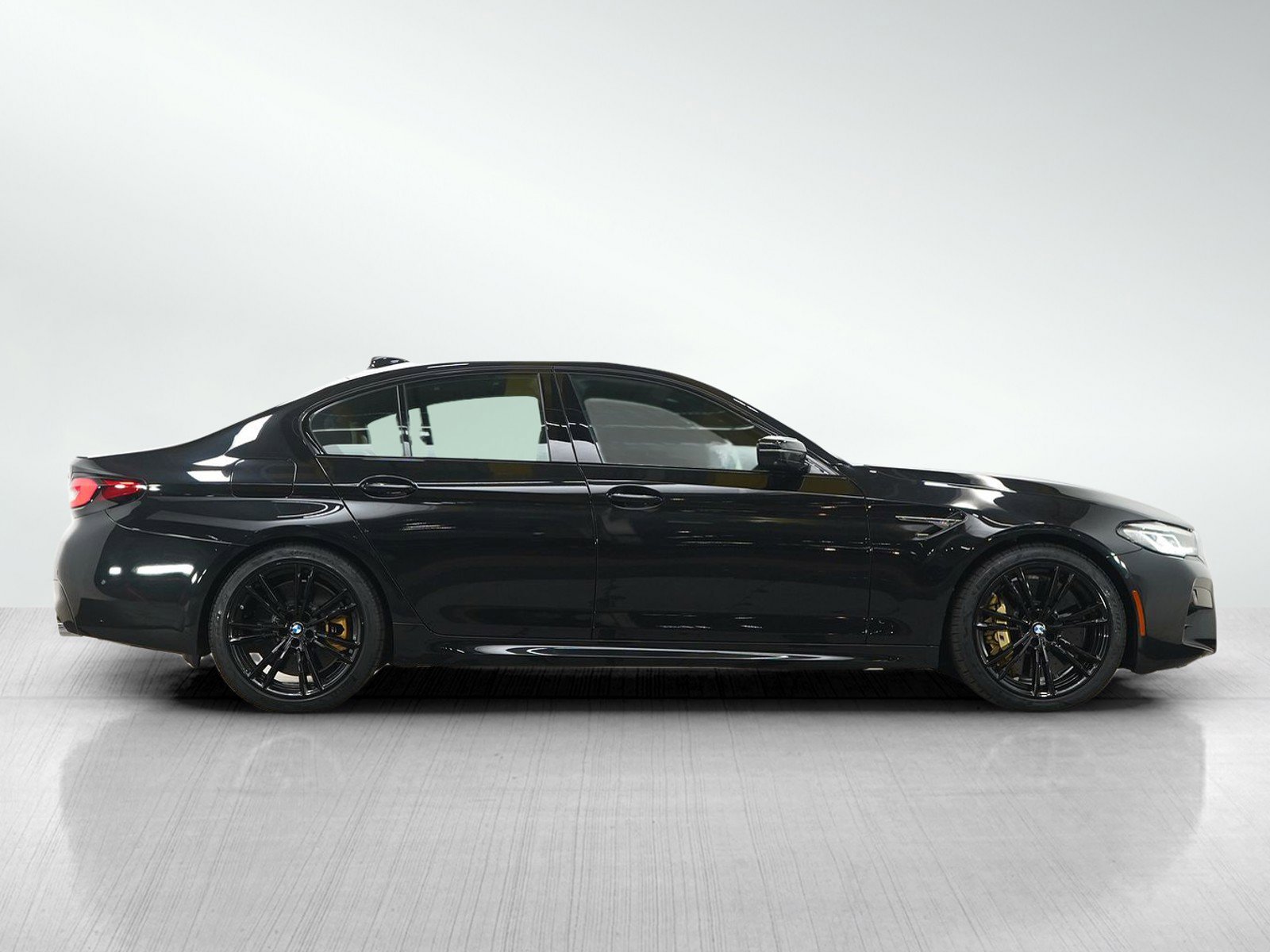 Used 2023 BMW M5 w/ Executive Package AWD/4WD image 6