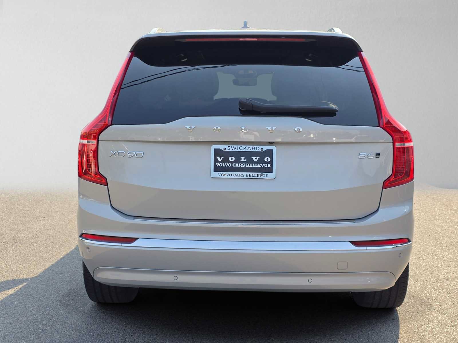 Certified 2023 Volvo XC90 B6 Ultimate AWD/4WD image 4