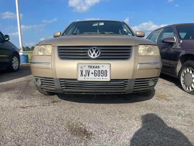 Used 2002 Volkswagen Passat GLS FWD image 16