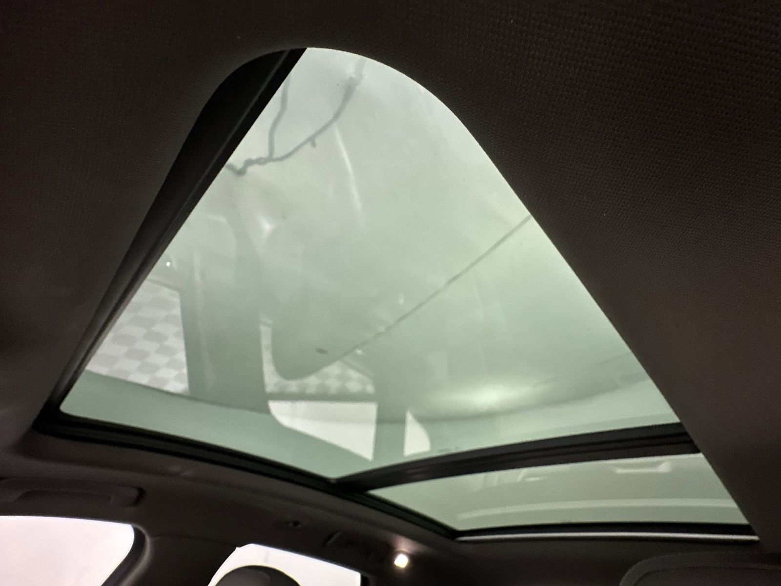 Used 2019 Porsche Macan S image 22