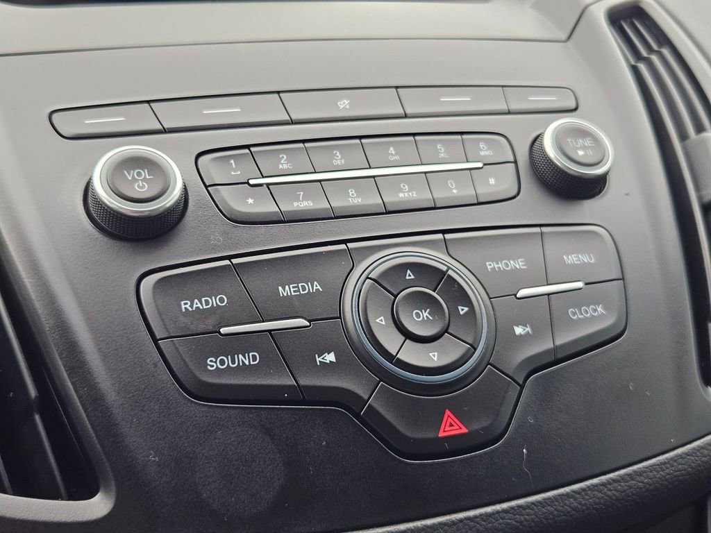 Used 2019 Ford Escape S image 25