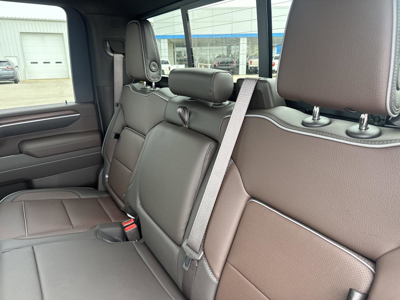 New 2026 GMC Sierra 2500 Denali w/ Technology Package AWD/4WD image 12