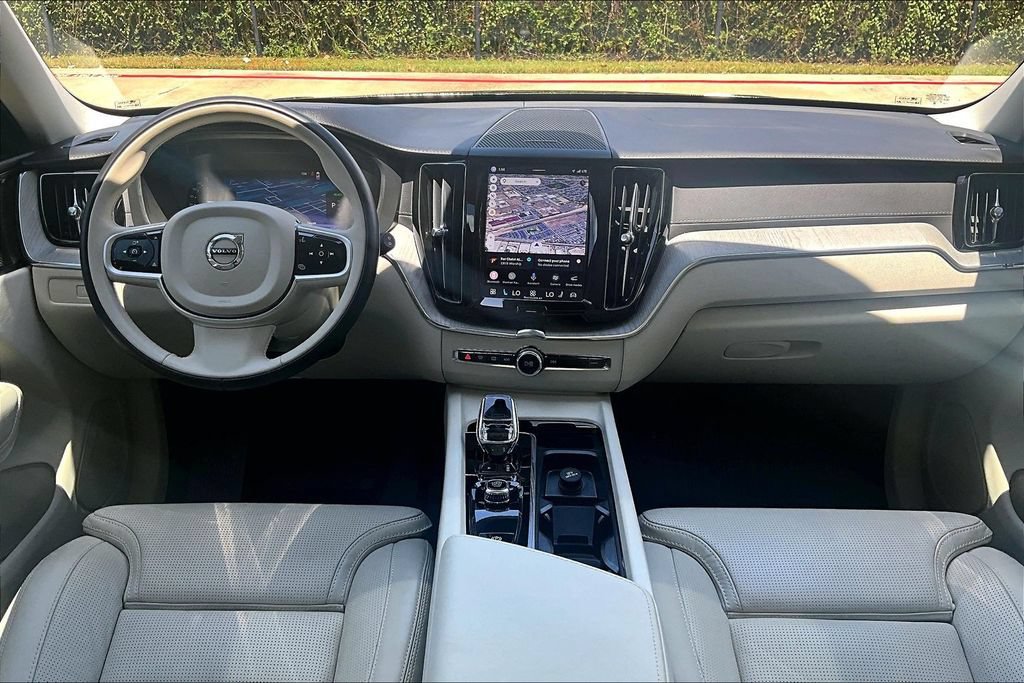 Used 2025 Volvo XC60 T8 Ultra w/ Protection Package Premier AWD/4WD image 20