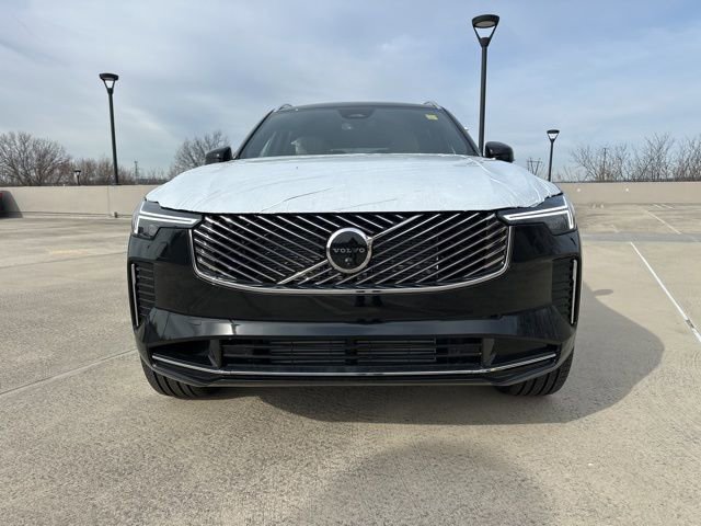 New 2026 Volvo XC90 T8 Plus w/ Protection Package Premier image 2