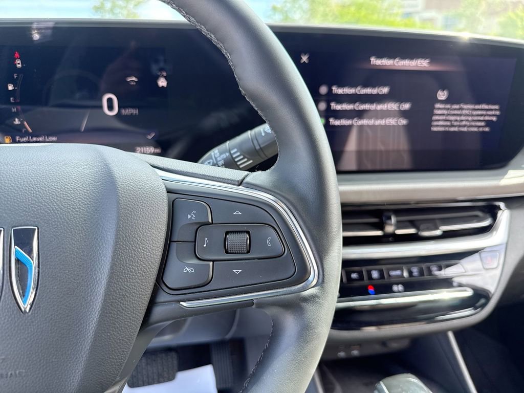 Used 2024 Buick Envista Avenir image 16