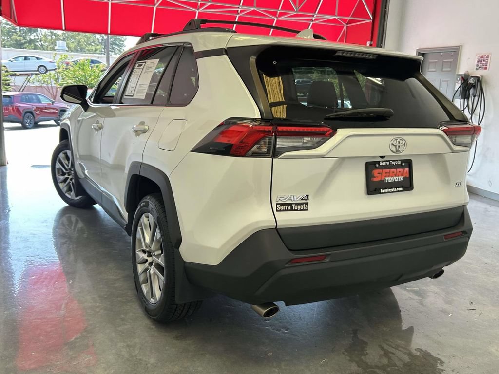 Used 2024 Toyota RAV4 XLE Premium FWD image 5
