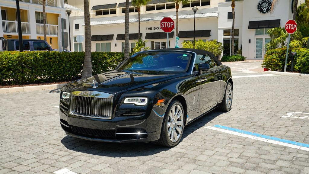 Used 2016 Rolls-Royce Dawn image 8