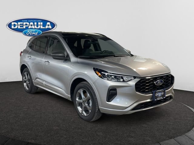 Used 2023 Ford Escape ST-Line w/ Tech Pack #1 AWD/4WD image 9