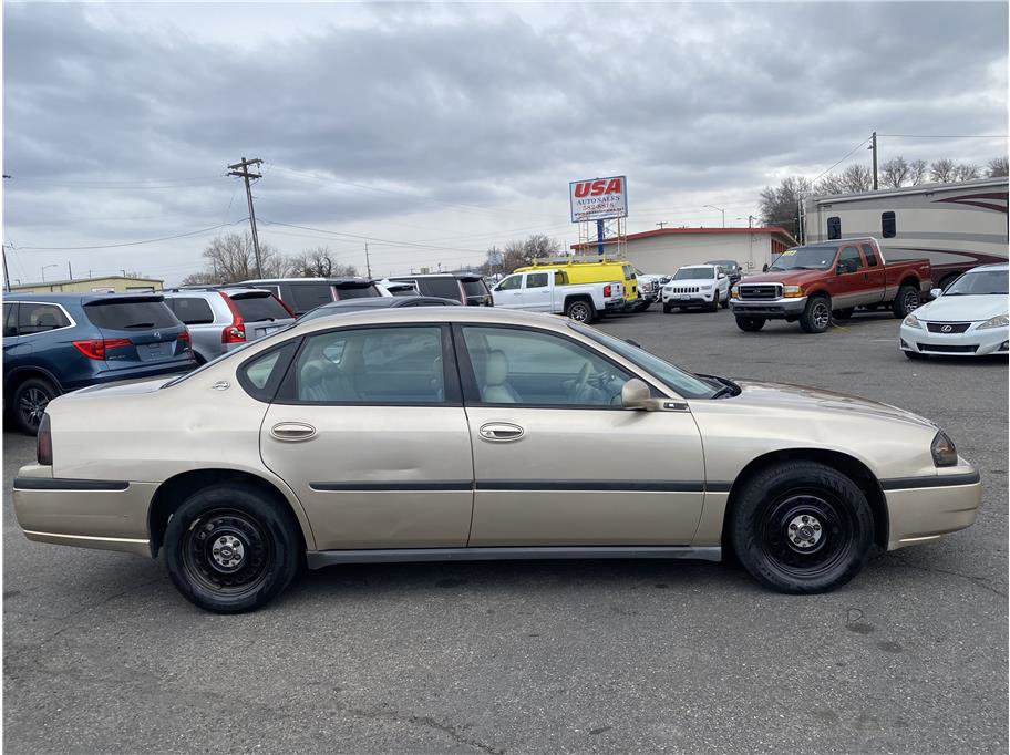 Used 2005 Chevrolet Impala Sedan w/ Police Pkg FWD image 4