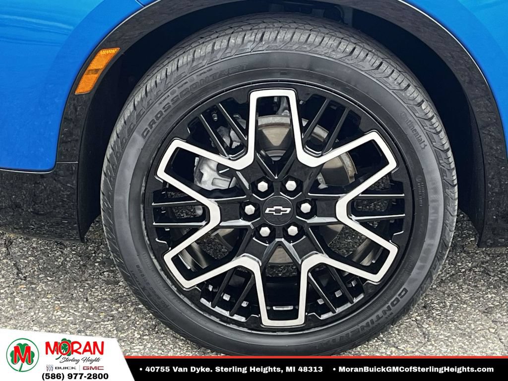 Used 2024 Chevrolet Blazer RS w/ Driver Confidence II Package FWD image 9