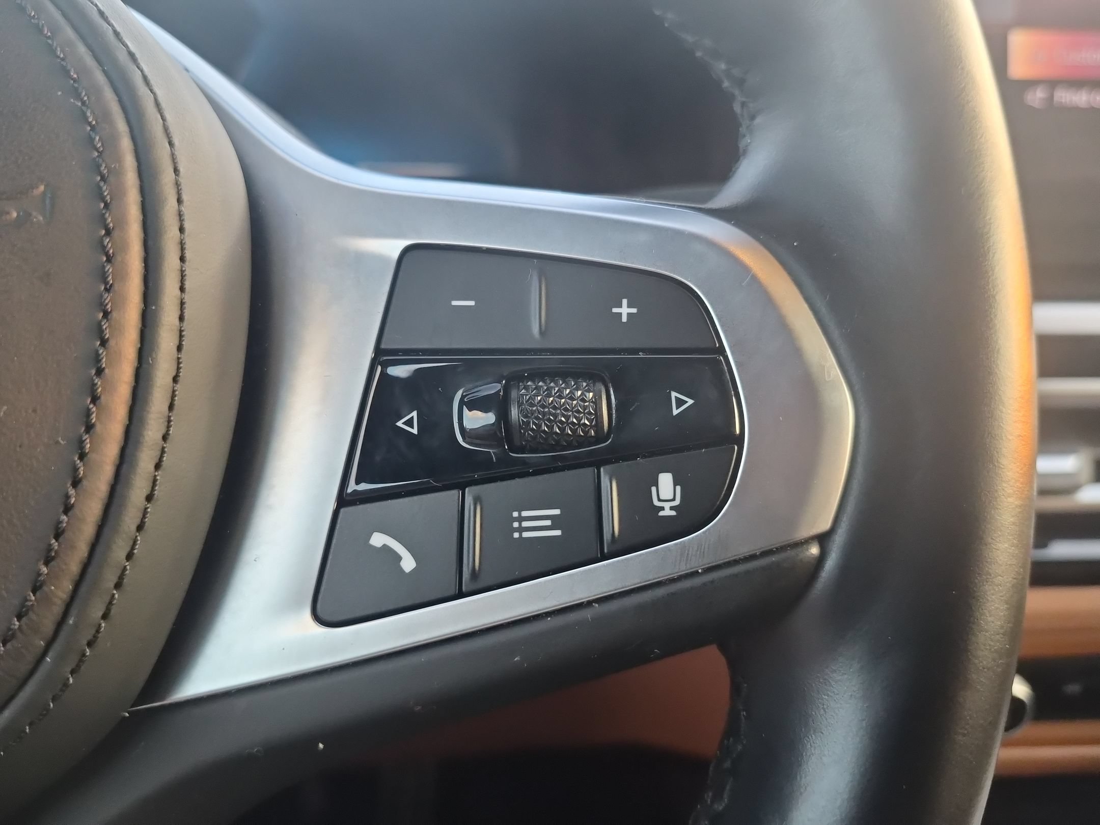 Used 2023 BMW i4 eDrive40 w/ M Sport Package RWD image 19
