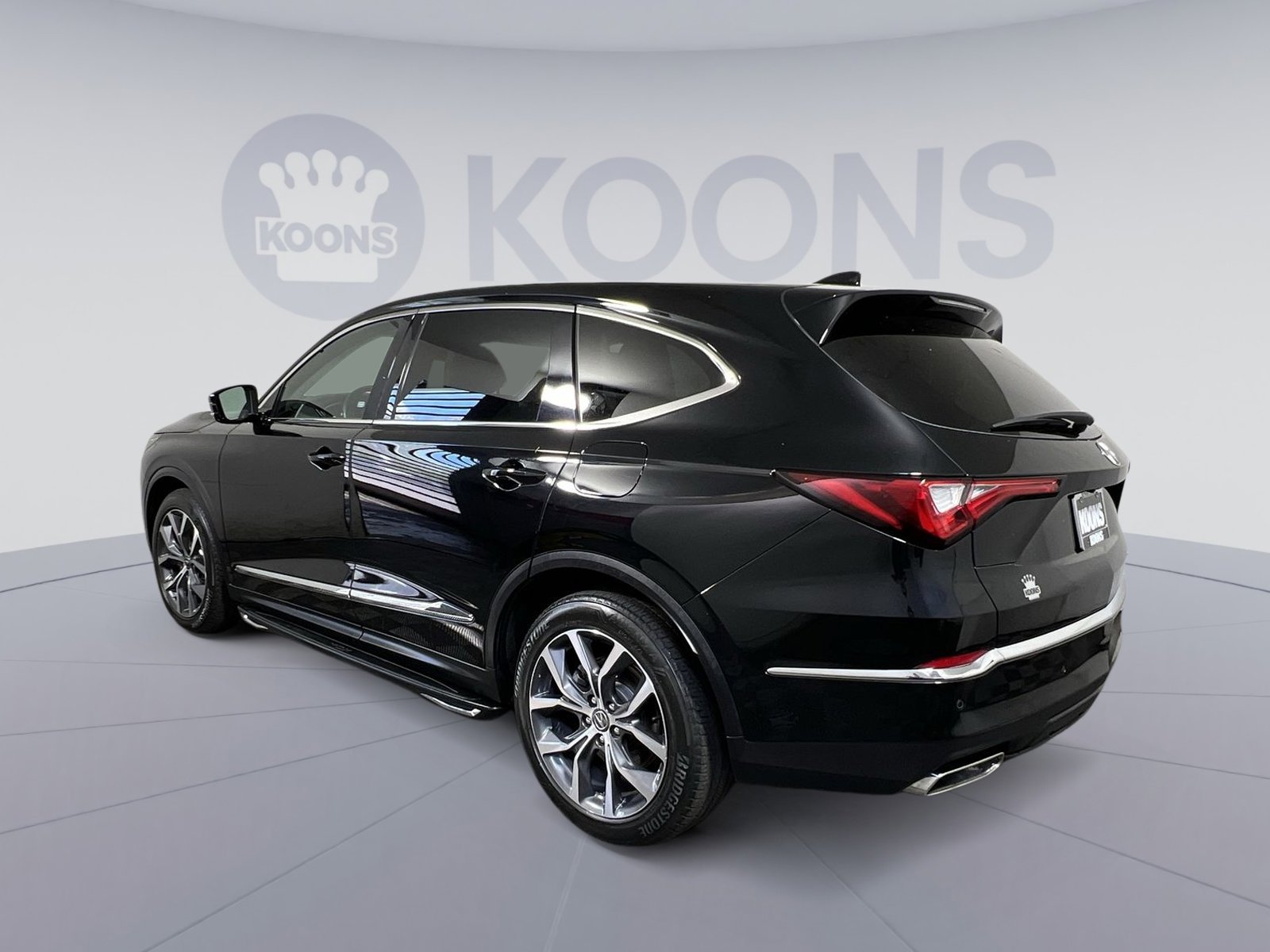 Used 2023 Acura MDX SH-AWD w/ Technology Package image 8