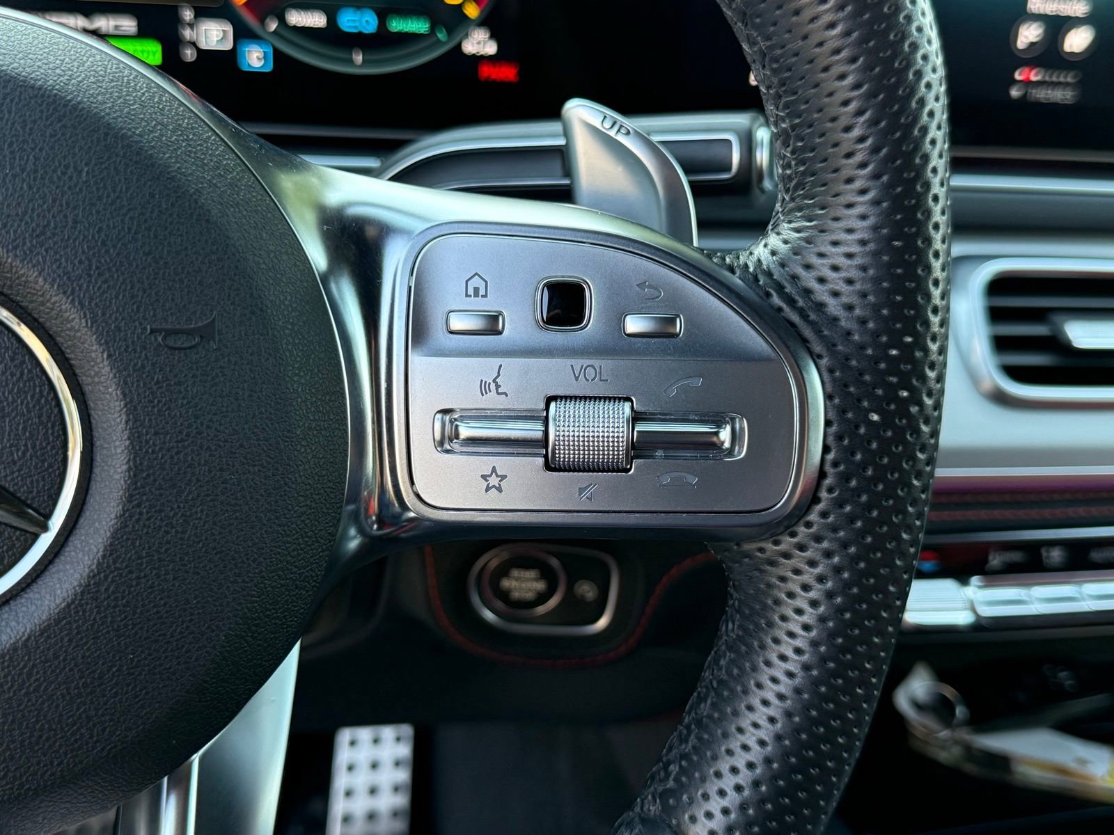 Used 2023 Mercedes-Benz GLE 53 AMG 4MATIC image 27