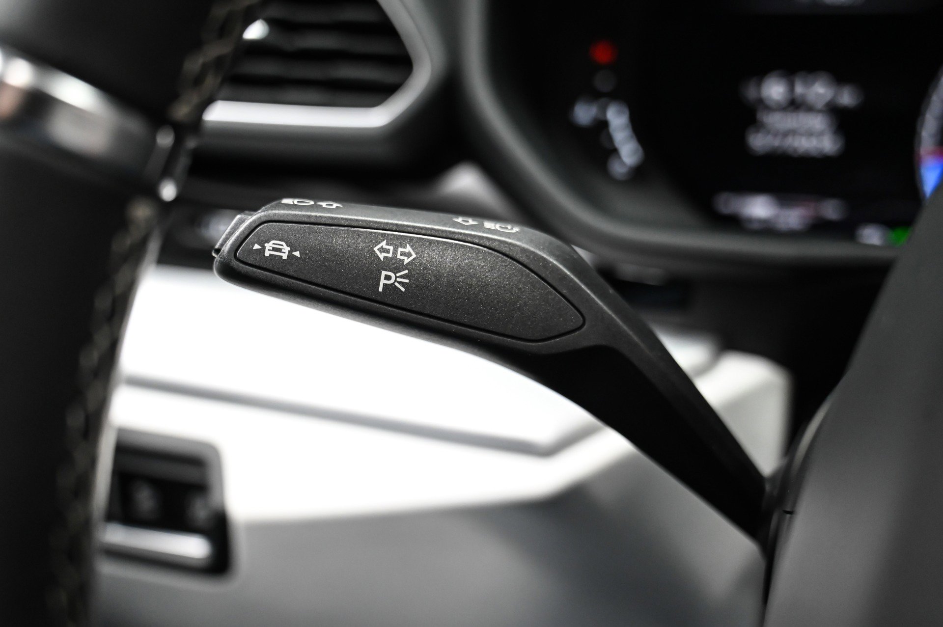 Used 2020 Lamborghini Urus image 48