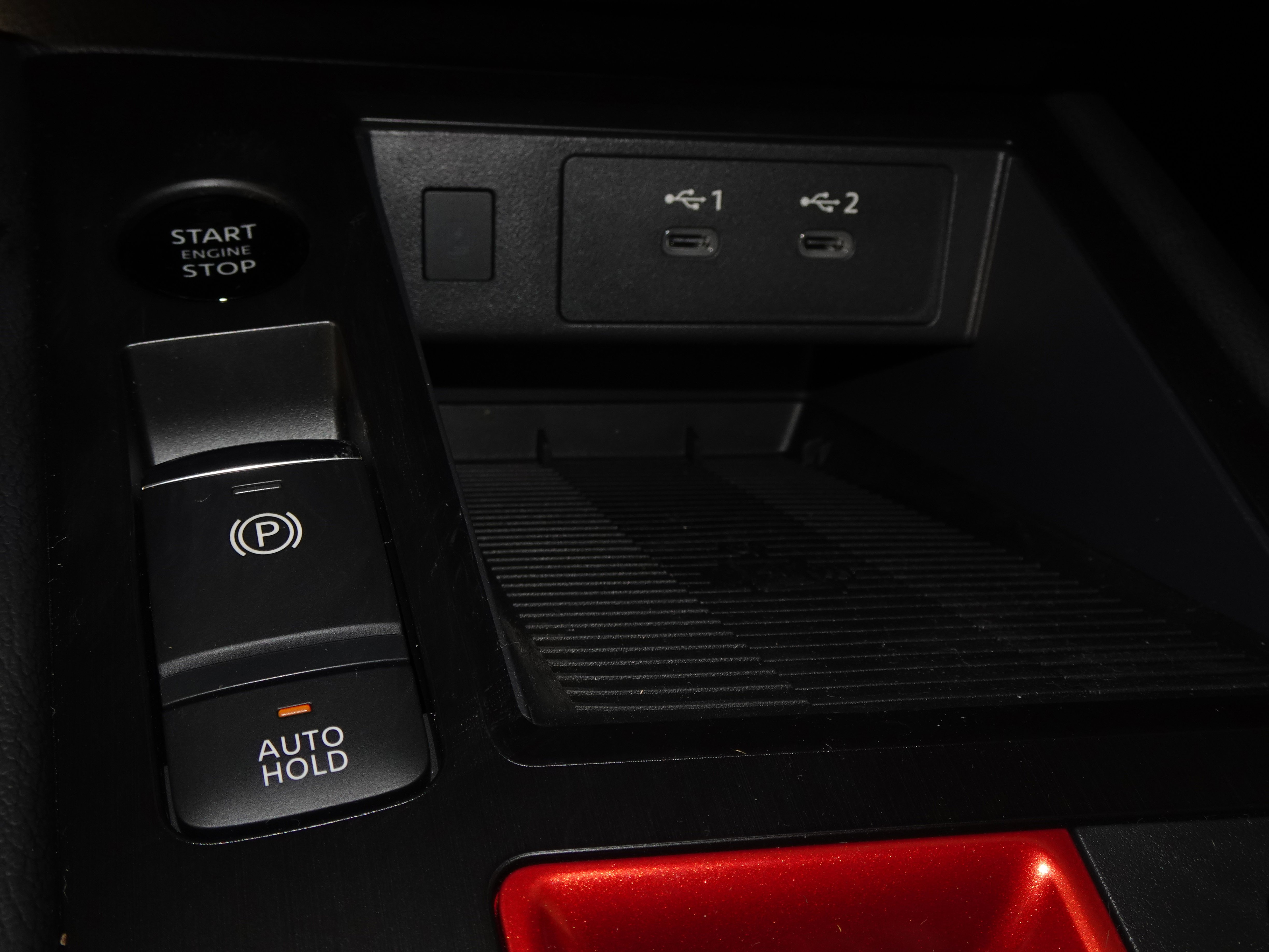 New 2025 Nissan Kicks SR w/ SR Premium Package image 30