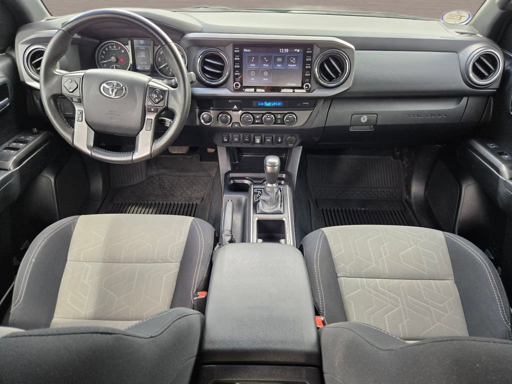 Used 2022 Toyota Tacoma TRD Off-Road w/ Technology Package AWD/4WD image 17