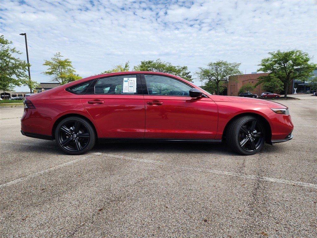 Used 2024 Honda Accord Sport image 16