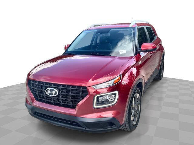Used 2023 Hyundai Venue Limited w/ Cargo Package FWD image 1