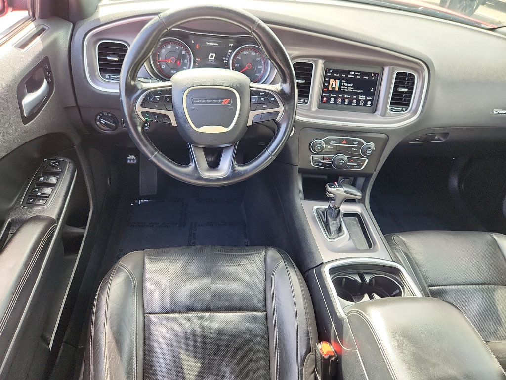 Used 2019 Dodge Charger SXT w/ Leather Interior Group RWD image 21
