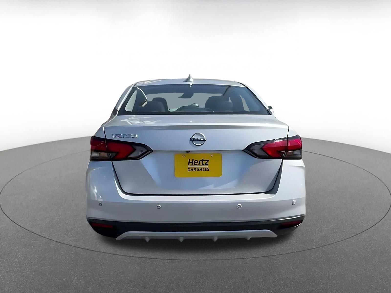 Used 2025 Nissan Versa SV FWD image 12