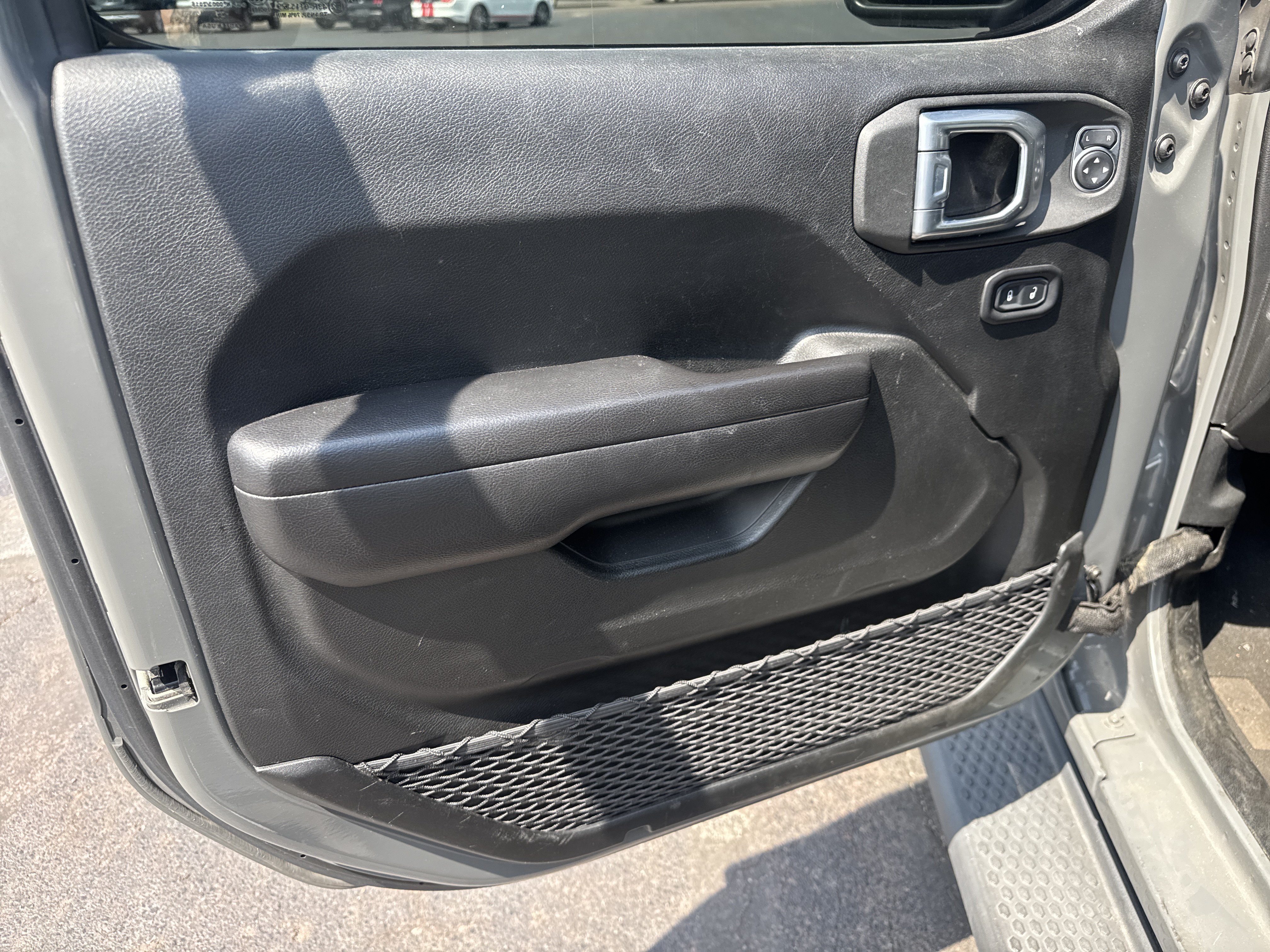 Used 2021 Jeep Wrangler Unlimited Sport w/ Sun And Sound Package AWD/4WD image 15