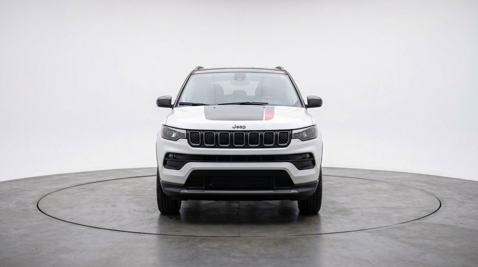 Used 2025 Jeep Compass Trailhawk AWD/4WD image 2