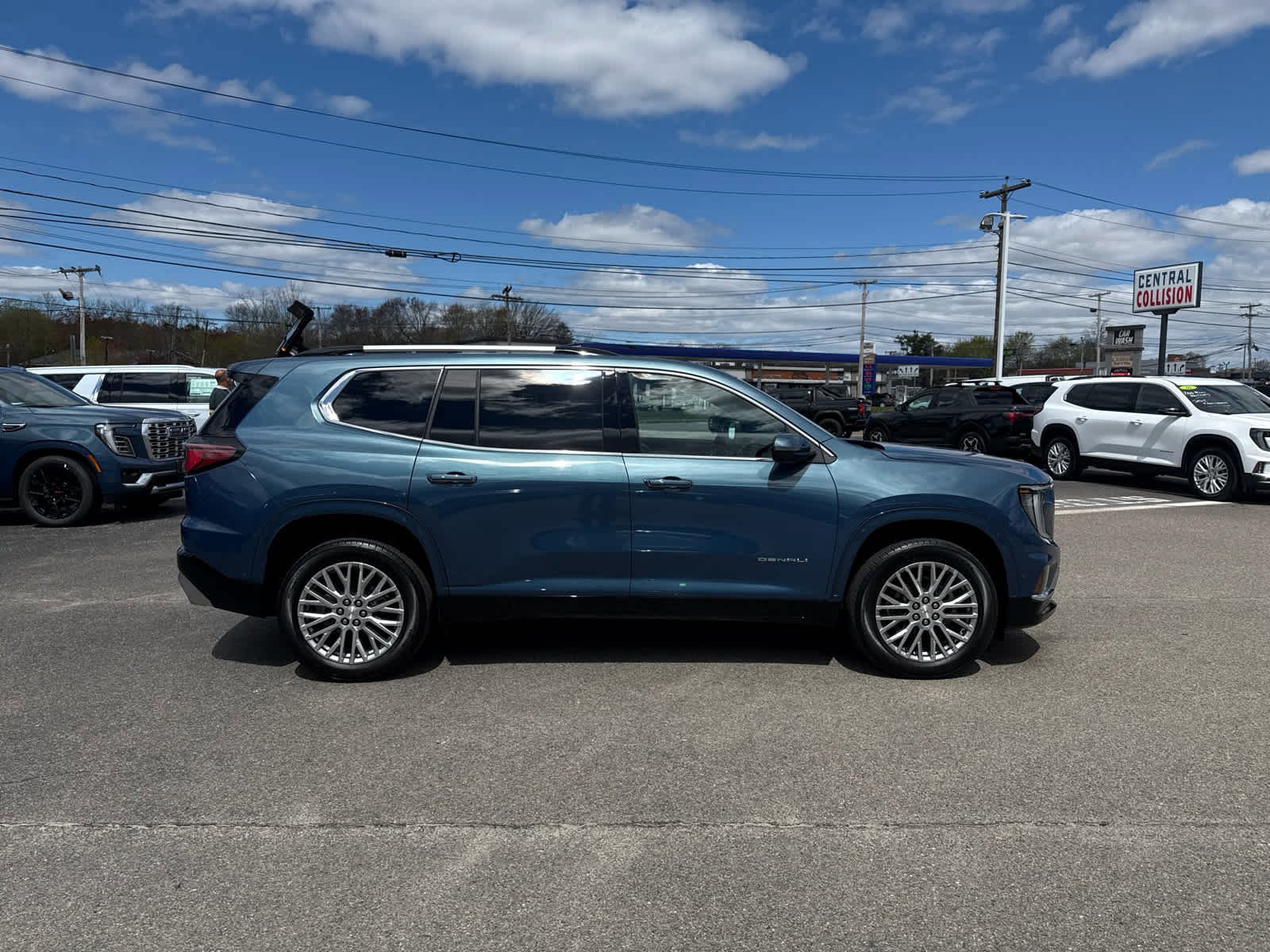 Used 2026 GMC Acadia Denali w/ Super Cruise Package AWD/4WD image 6