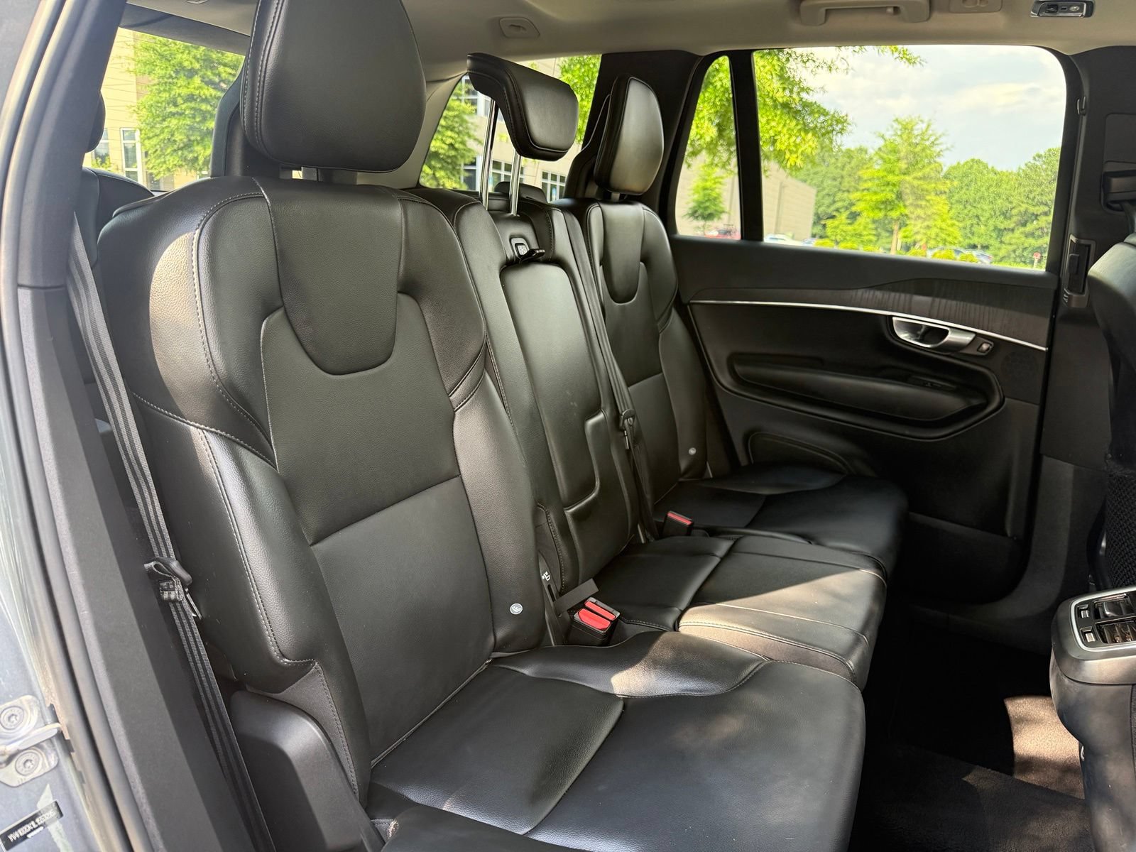 Used 2020 Volvo XC90 T5 Momentum w/ Protection Package FWD image 43