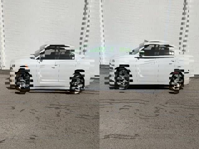 Used 2014 Dodge Charger SE image 28