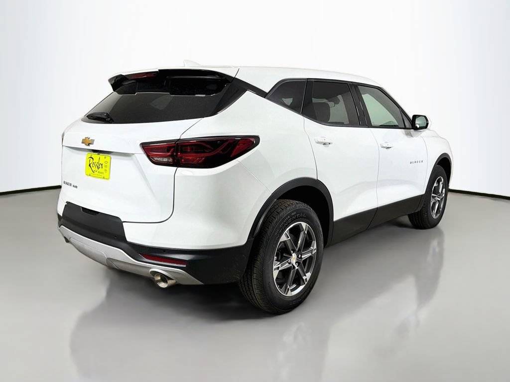 New 2026 Chevrolet Blazer LT w/ LPO, Floor Liner Package AWD/4WD image 5