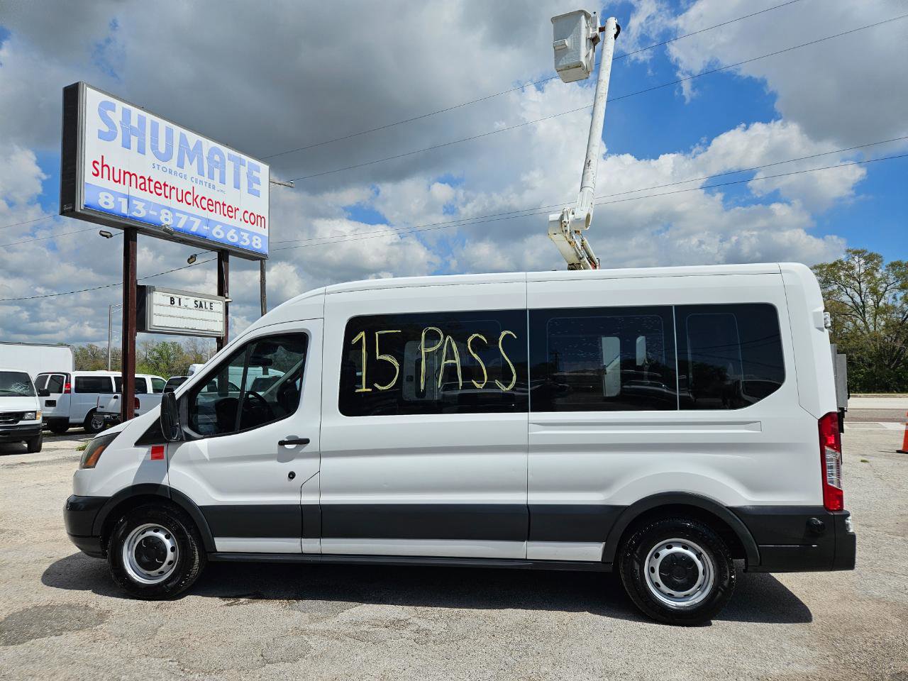 Used 2017 Ford Transit 350 XL RWD image 2