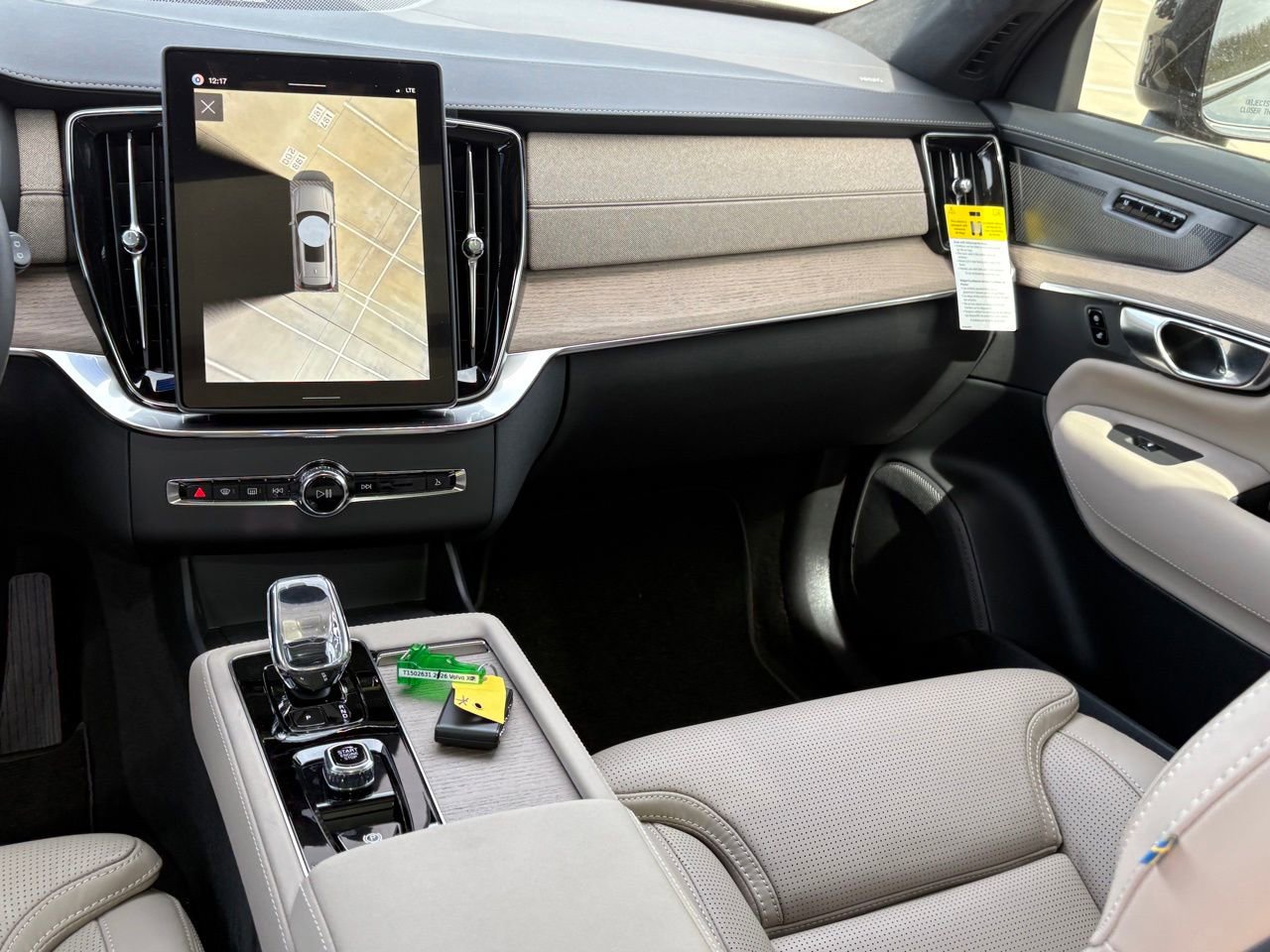 New 2026 Volvo XC90 T8 Ultra w/ Lounge Package image 12