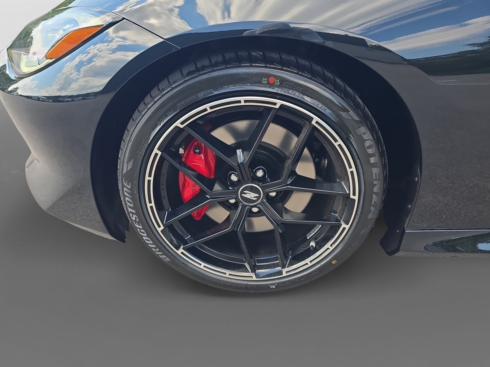 New 2027 Nissan Z Performance RWD image 10