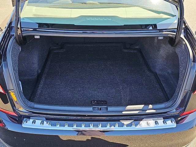 Used 2022 Volkswagen Passat 2.0T SE image 29