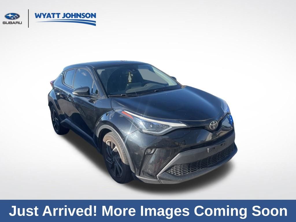 Used 2020 Toyota C-HR Limited image 3