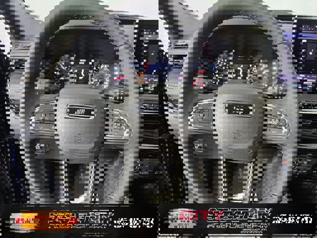 New 2026 Jeep Compass Latitude image 15