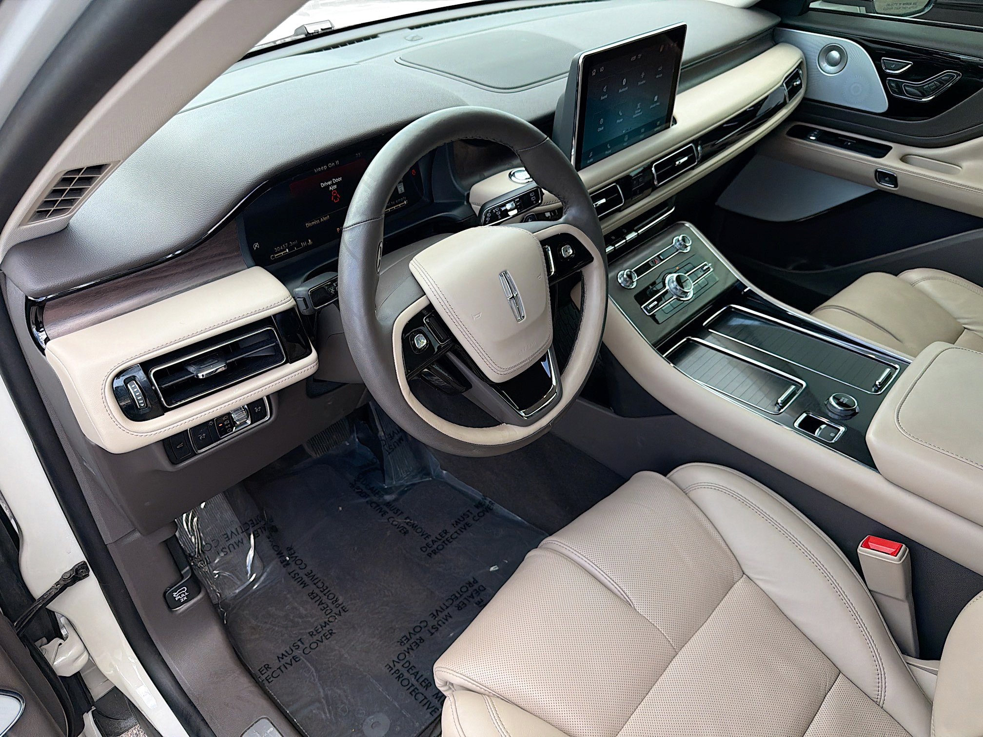 Used 2024 Lincoln Aviator Reserve w/ Equipment Group 201A RWD image 25
