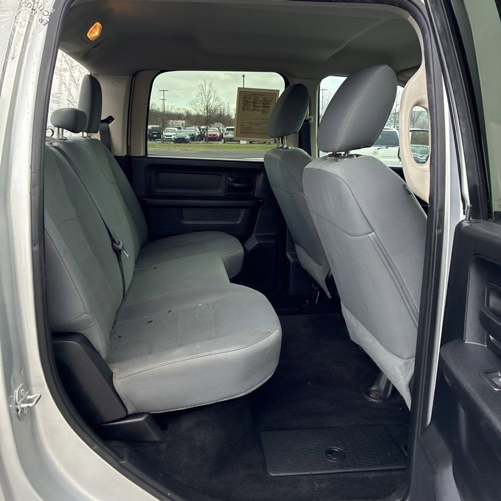 Used 2016 RAM 3500 Tradesman w/ Chrome Appearance Group image 12