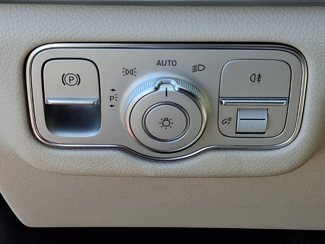 Used 2023 Mercedes-Benz GLE 350 4MATIC image 24