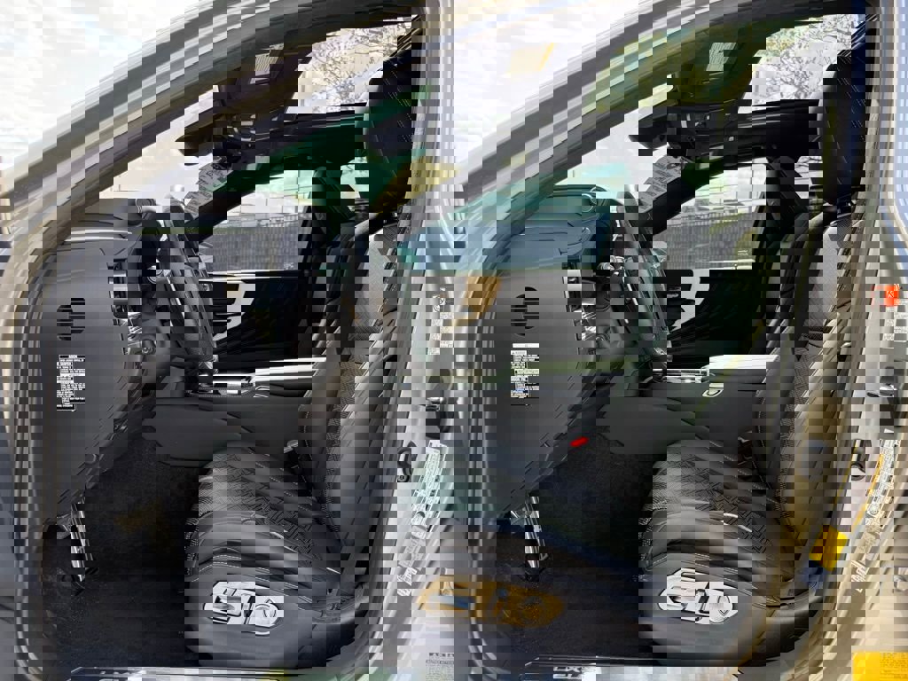 Certified 2025 Lexus LS 500 F Sport w/ Dynamic Handling Package image 26