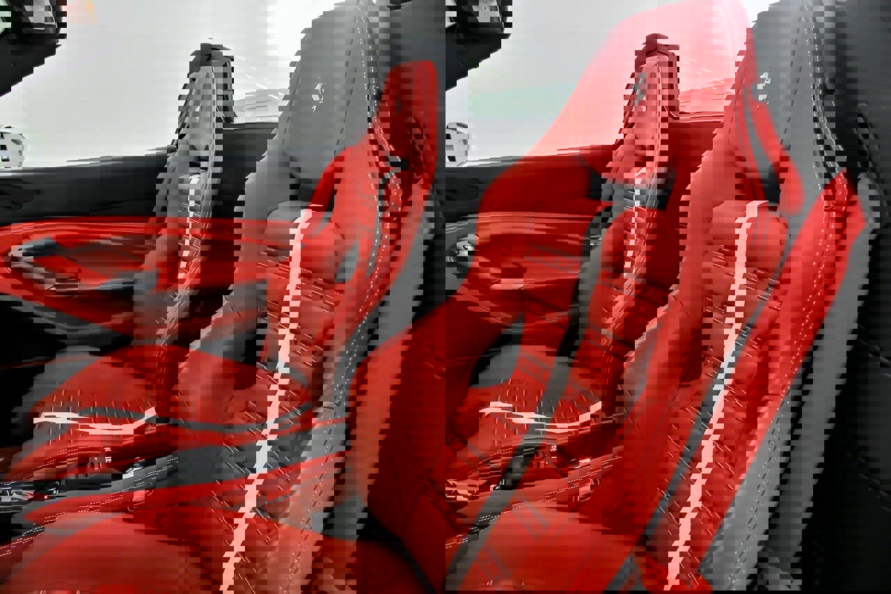 Used 2022 Ferrari F8 Tributo image 27