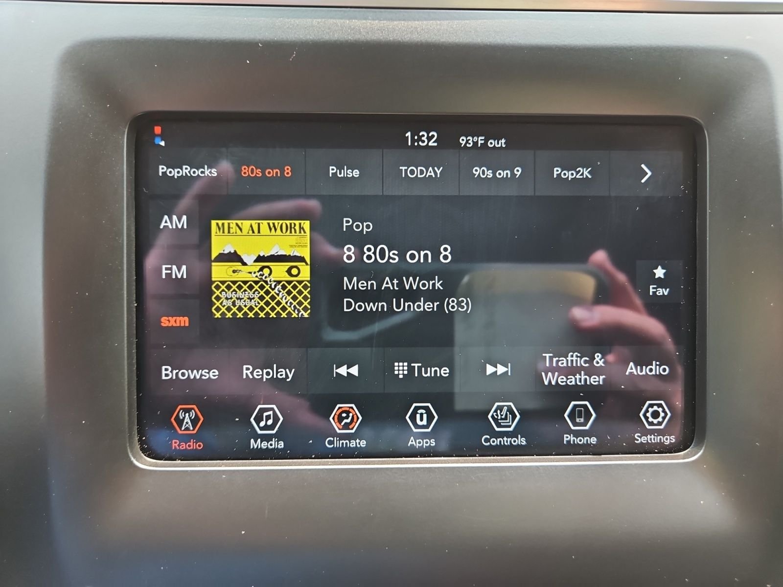 Used 2021 Jeep Cherokee Latitude Plus w/ Sun & Sound Group AWD/4WD image 29