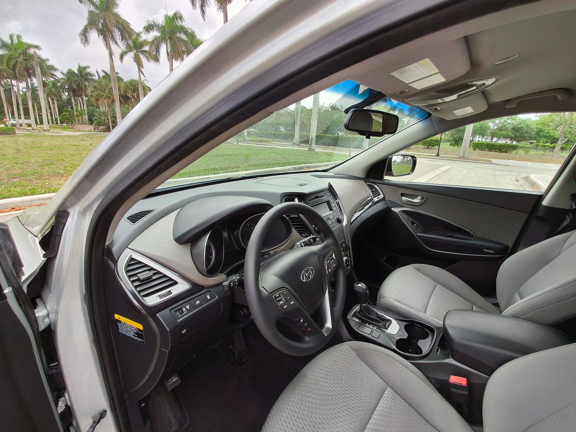 Used 2013 Hyundai Santa Fe Sport FWD image 5