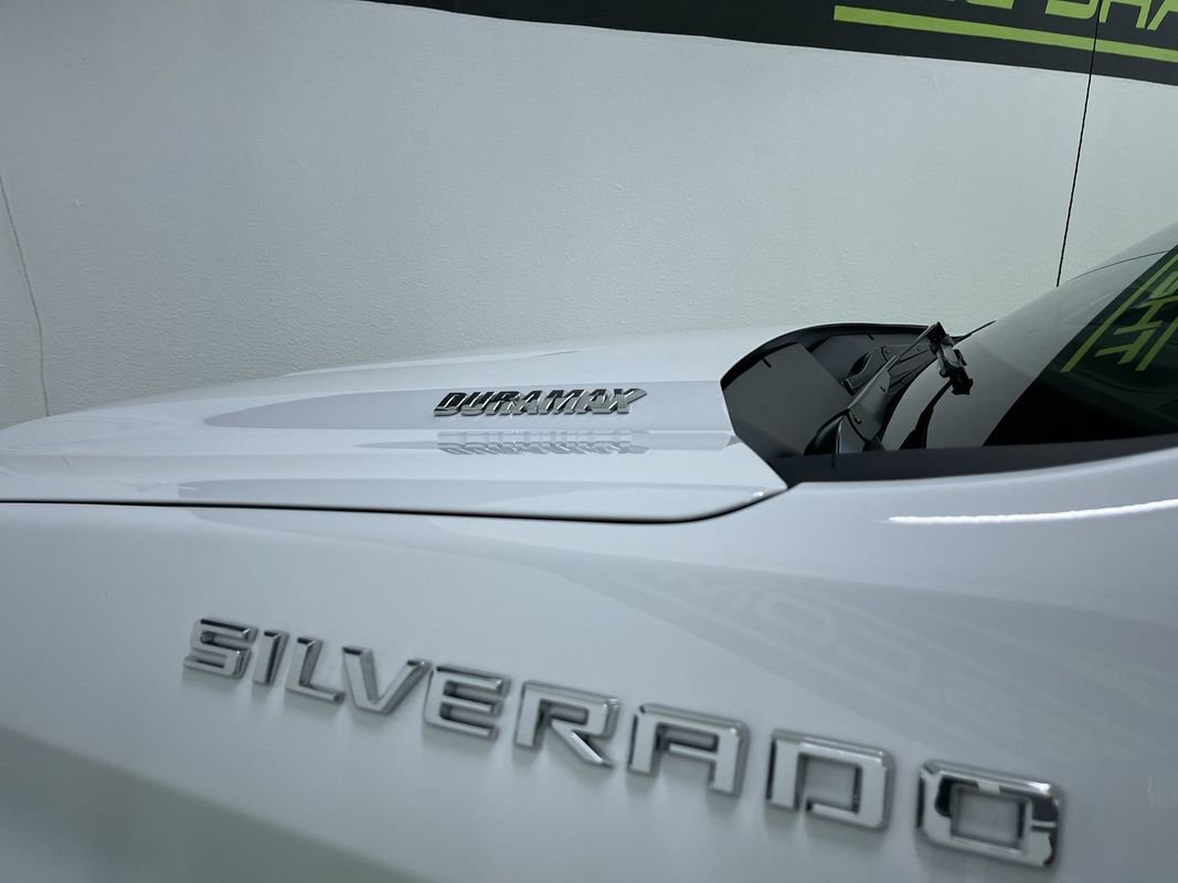 Used 2025 Chevrolet Silverado 1500 LT w/ Safety Package image 13