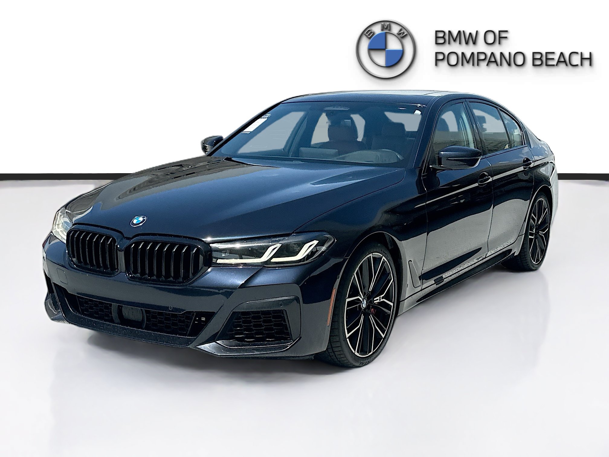 Used 2022 BMW 540i w/ M Sport Package RWD image 3