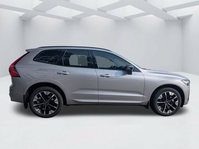 Certified 2026 Volvo XC60 B5 Plus w/ Climate Package AWD/4WD image 3